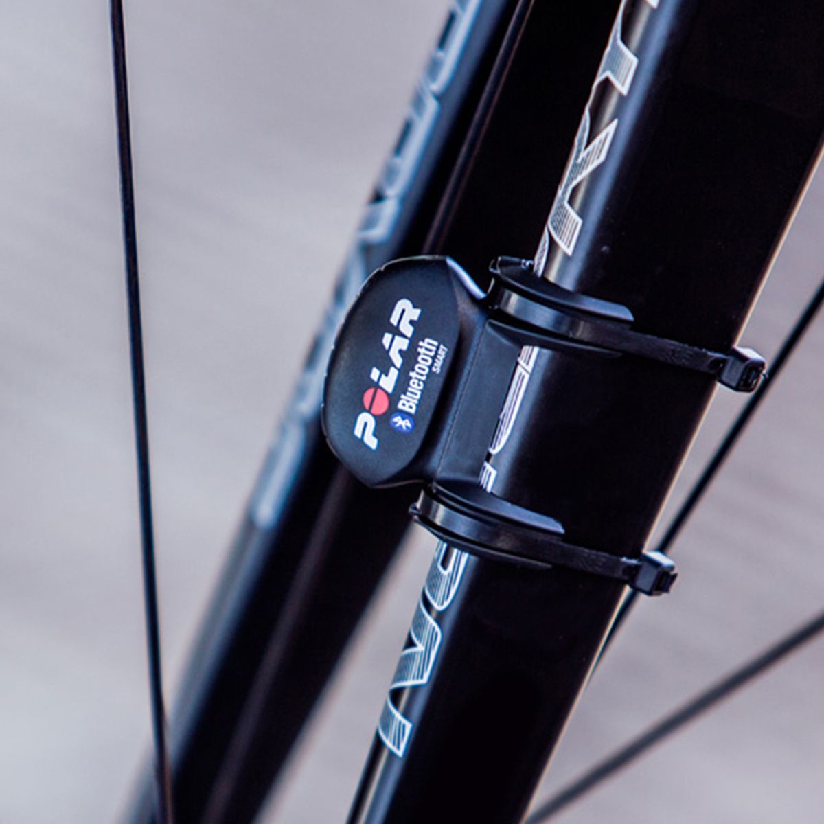 Sensor de Velocidad y Cadencia Kit Polar Smart Bluetooth